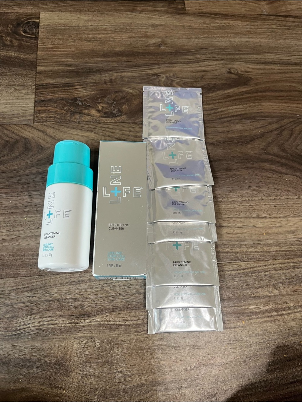 New Lifeline Brightening Cleanser Stem Cell‎ Skin Care 1.7 Oz